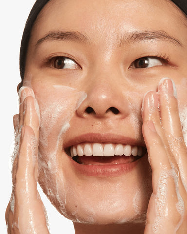 CLINIQUE All About Clean 2-in-1 Cleansing + Exfoliating Jelly 150mL CLINIQUE All About Clean 2-in-1 Cleansing + Exfoliating Jelly 150mL