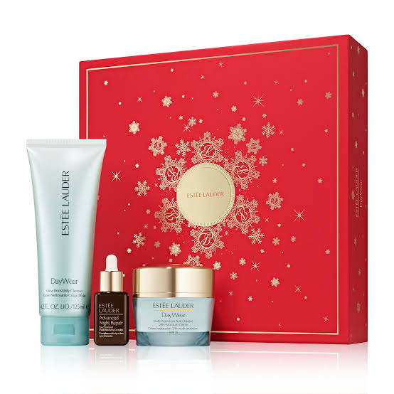 ESTEE LAUDER Daywear Skincare Holiday 2026 Gift Set