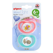 Load image into Gallery viewer, Pigeon Mini Light Pacifier Medium (6+ Months) Twin Pack