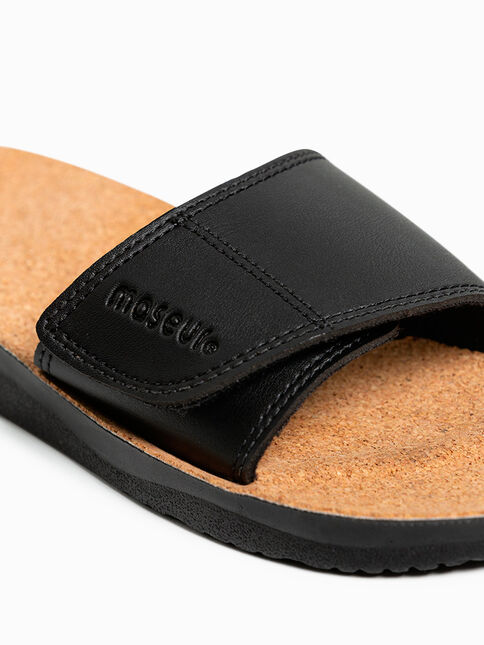 Maseur Gentle Massage Sandal - Black