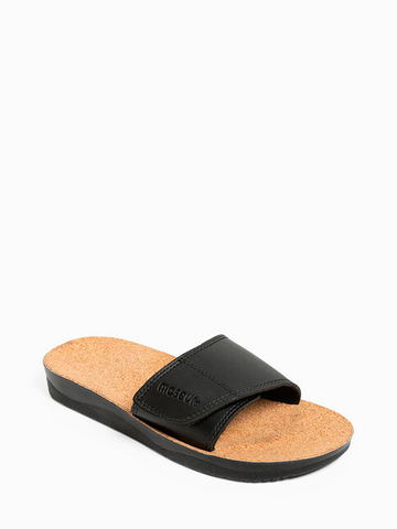 Maseur Gentle Massage Sandal - Black